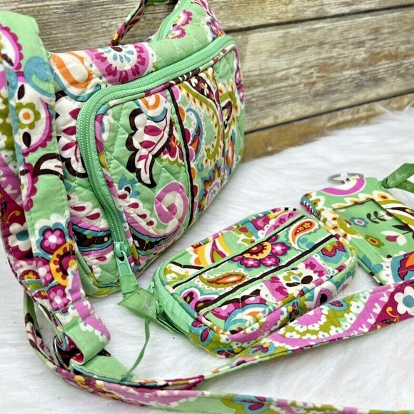 Vera Bradley Tutti Frutti Floral Quilted Purse Shoulder Bag CrossBody Wallet Set - Picture 2 of 12